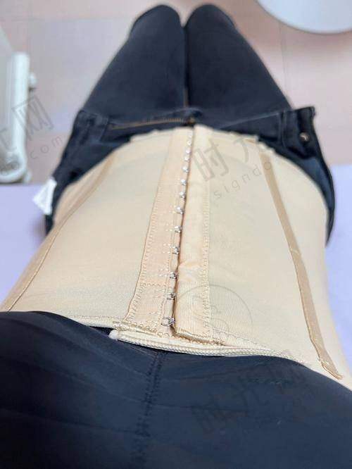 钻石金雕吸脂成效如何？数据说话：溶脂+紧致“双buff”，下颌线有多清晰？