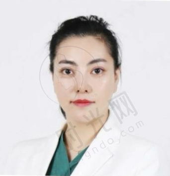 胡小清