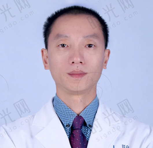 吴焱秋